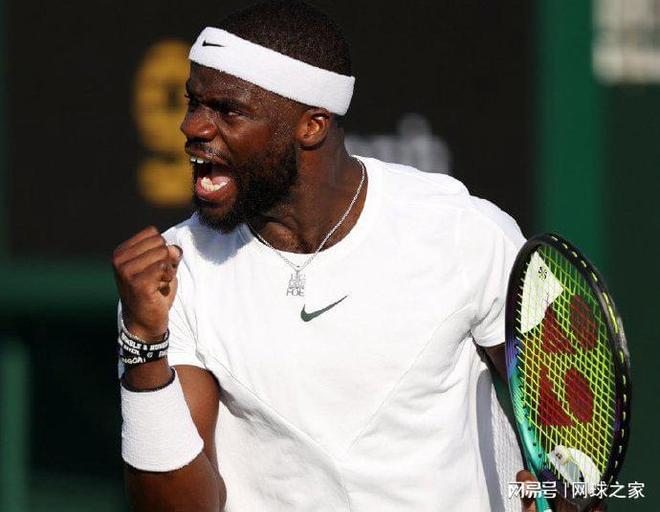 在首日比赛 在首日比赛